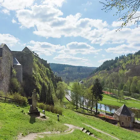 Feriehus Beautiful Holiday Home In Belgium Jehonville